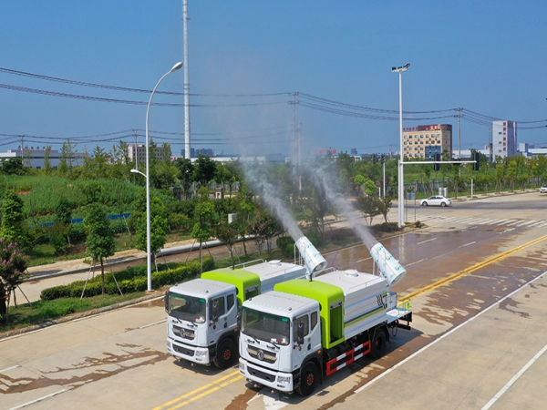 國(guó)六東風(fēng)D9 10噸（方罐）抑塵車(chē)